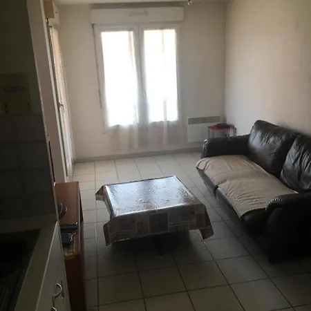 Appartement Appart 200M Plage Garage Terrasse Wifi Calme Fréjus